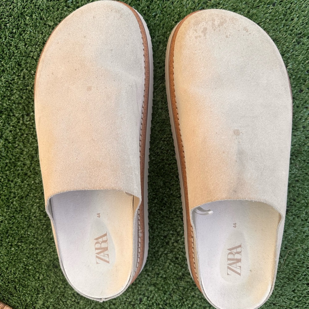 Zara mules/ SPLIT LEATHER CLOGS